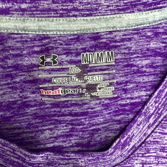 Under Armour HeatGear Activewear Purple Short Sleeve Shirt Size Medium - Picture 3 of 6